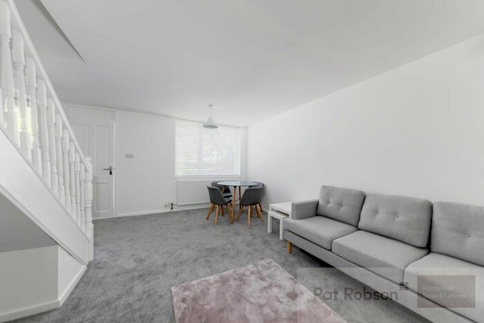 2 Bedroom Flat To Rent In St. Ann's Close, Newcastle Upon Tyne, NE1