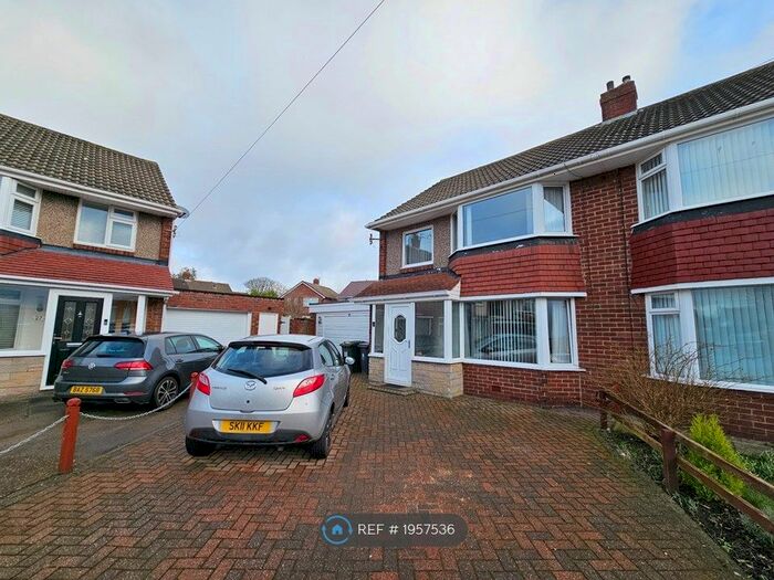 3 Bedroom Semi-Detached House To Rent In Embleton Road, North Shields, NE29