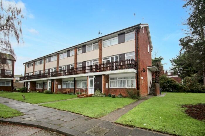 2 Bedroom Flat To Rent In Flat Exmoor Court Exmoor Drive, Worthing, West Sussex, BN13
