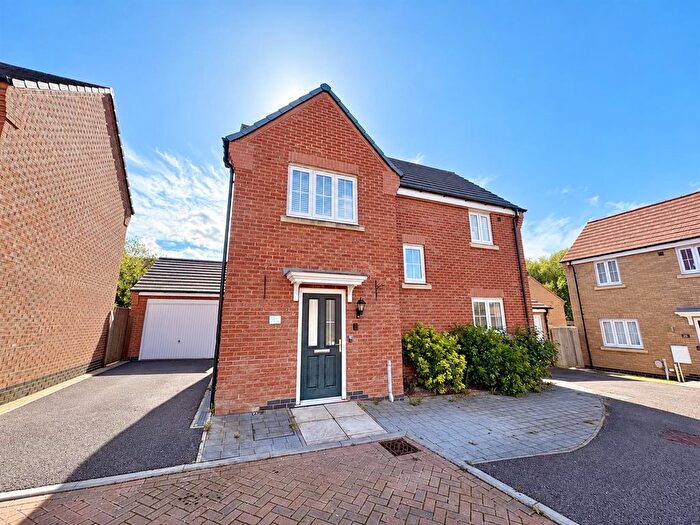 3 Bedroom Detached House For Sale In Kilbride Way, Peterborough, PE2