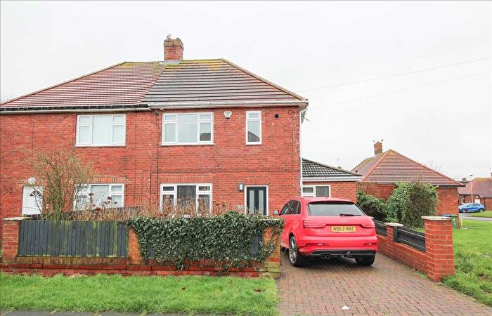2 Bedroom Semi Detached House For Sale In Callay Avenue, Mayfield Glade, Cramlington, NE23