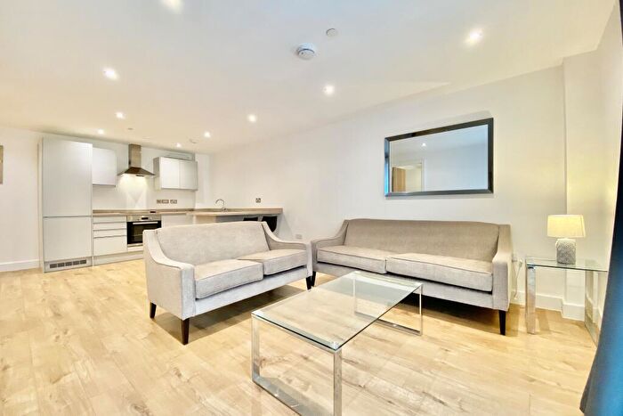 1 Bedroom Apartment To Rent In Mabgate House, Mabgate, Leeds, West Yorkshire, LS9