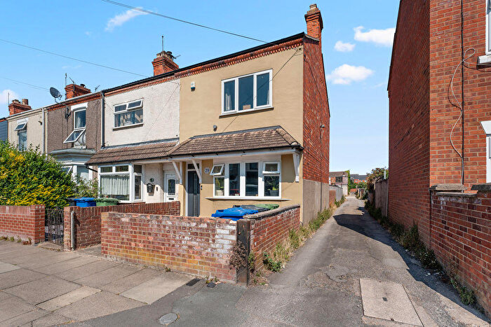 3 Bedroom Terraced House For Sale In Farebrother Street, Grimsby, DN32