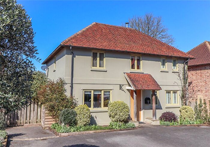 4 Bedroom Detached House For Sale In Station Road, Chilbolton, Stockbridge, Hampshire, SO20