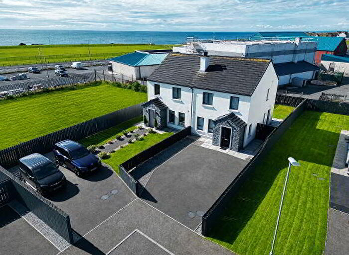 3 Bedroom Semi-Detached House For Sale In Harbour Close, Kilkeel, BT34