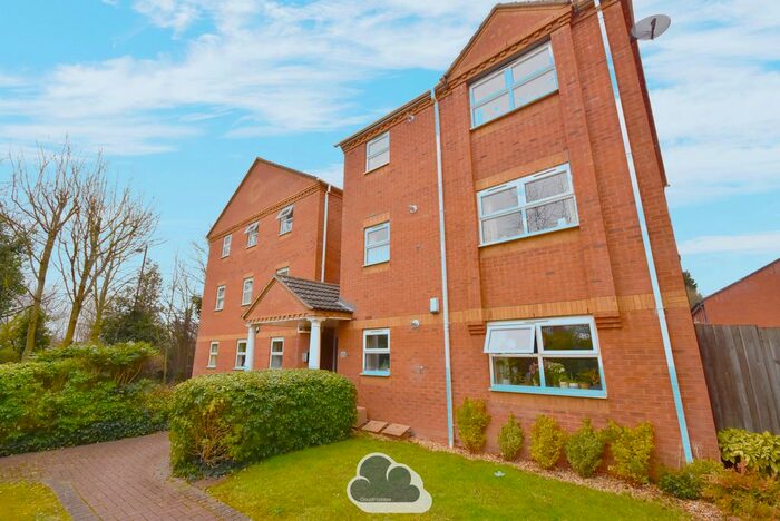 2 Bedroom Flat To Rent In Hamilton Court, Coventry, CV1