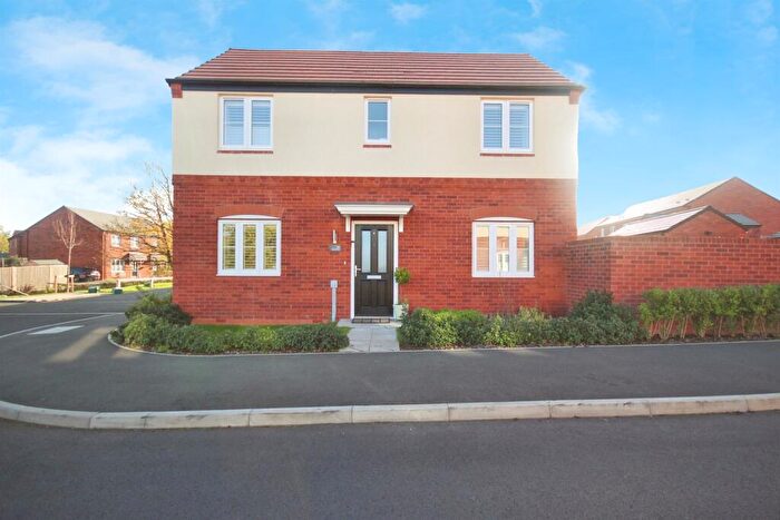 3 Bedroom Detached House For Sale In Blackberry Way, Cubbington, Leamington Spa, CV32