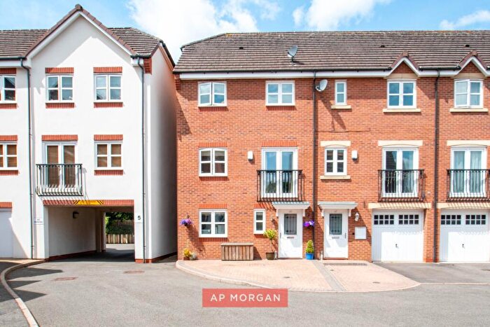4 Bedroom Garages For Sale In Shottery Close, Ipsley, Redditch, Worcestershire, B98