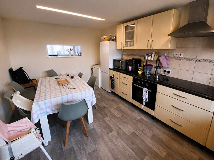 4 Bedroom Terraced House To Rent In Godman Road, Grays, RM16