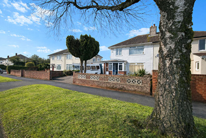 3 Bedroom Semi Detached House For Sale In Bourne Road, Swindon, SN2