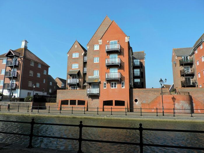 2 Bedroom Flat To Rent In Havana Court, Sovereign Harbour South, Eastbourne, BN23