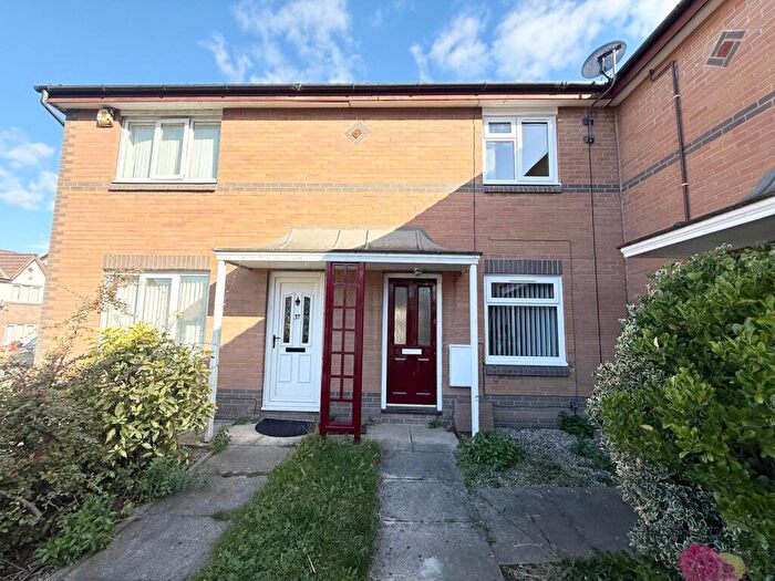 2 Bedroom Terraced House To Rent In Grange Road, Hunslet, Leeds, West Yorkshire, LS10