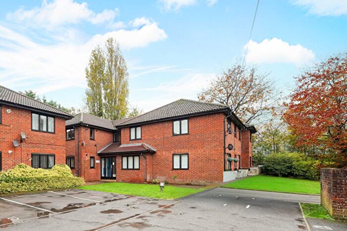 1 Bedroom Flat For Sale In Holme Place, Hemel Hempstead, HP2