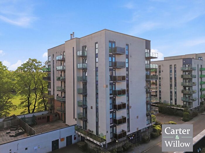 2 Bedroom Flat To Rent In Pembroke House, Academy Way, Dagenham, RM8