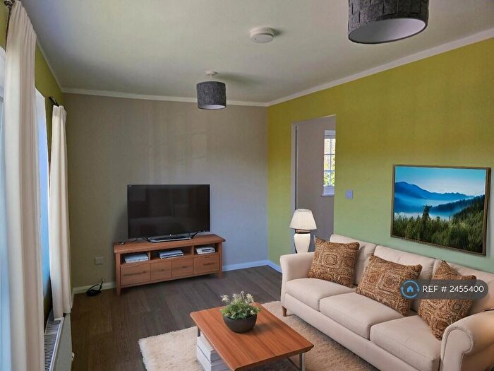 Studio To Rent In Celandine Drive, Luton, LU3