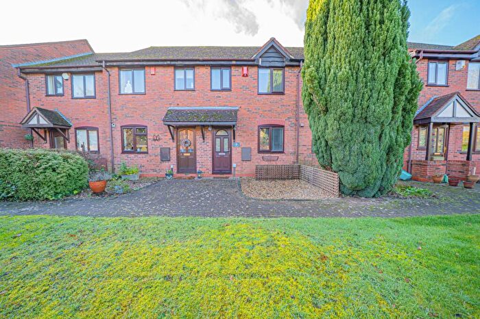 2 Bedroom Terraced House For Sale In Warwick Road, Chadwick End, B93