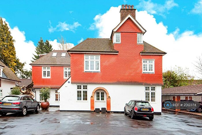 2 Bedroom Flat To Rent In Southdown Road, Shawford, Winchester, SO21