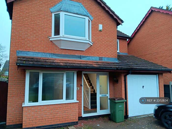 4 Bedroom Detached House To Rent In Devonia Road, Leicester, LE2