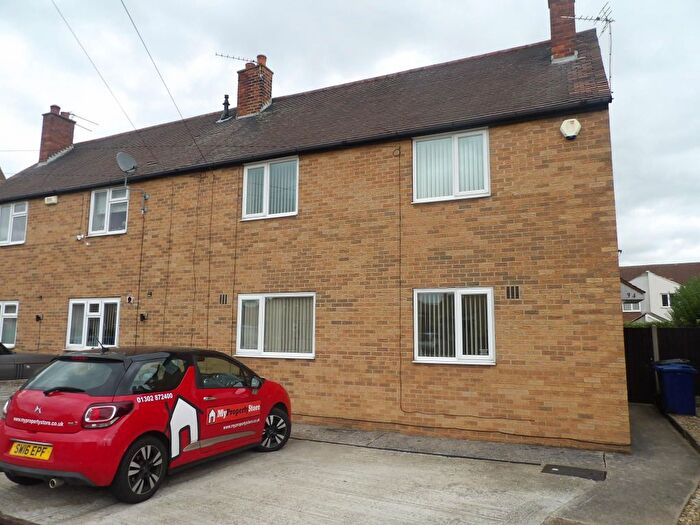 3 Bedroom Semi-Detached House To Rent In Lauder Road, Doncaster, DN5