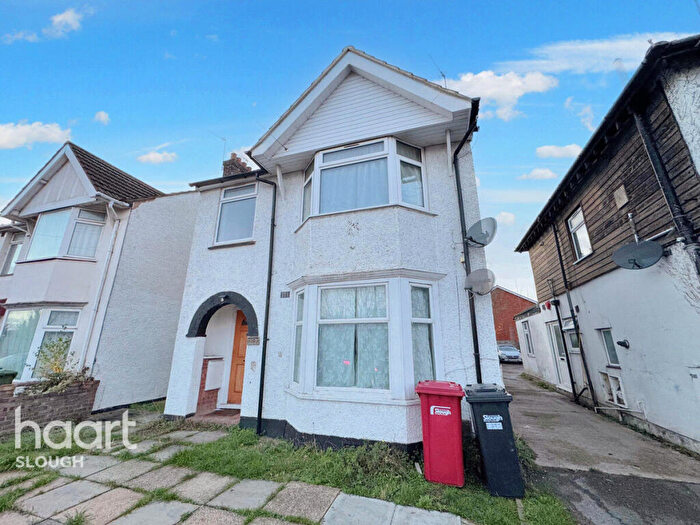 1 Bedroom Maisonette For Sale In Stoke Road, Slough, SL2