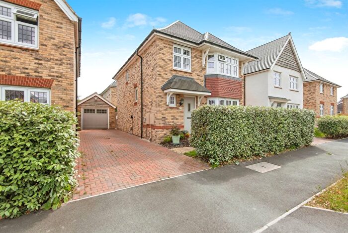 4 Bedroom Detached House For Sale In Hampshire Road, Royston, SG8