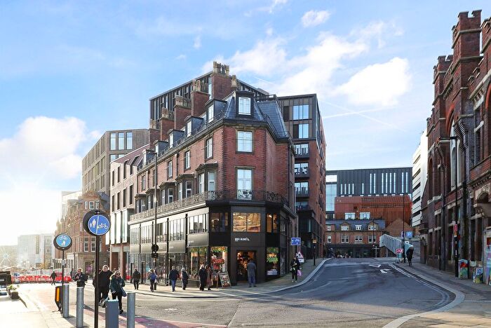 3 Bedroom Town House For Sale In Laycock House, Cross Burgess Street, S1