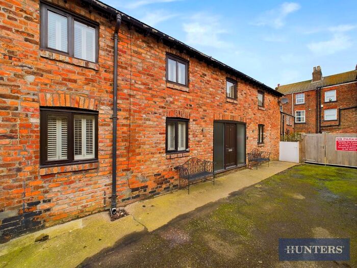 4 Bedroom End Of Terrace House To Rent In Clayhouse Yard, Mitford Street, Filey, YO14