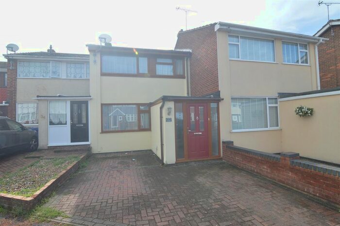 3 Bedroom Terraced House To Rent In Brampton Close, Corringham, Stanford-Le-Hope, SS17
