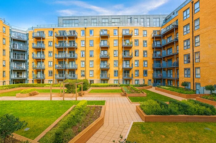 1 Bedroom Flat For Sale In Aerodrome Road, Castleton House, NW9