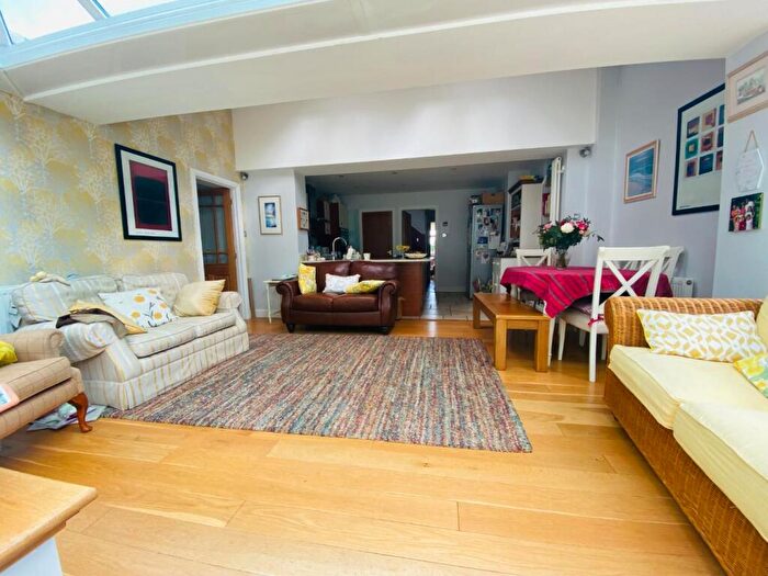 4 Bedroom Detached House For Sale In Glenville, Spinney Hill, Northampton, NN3