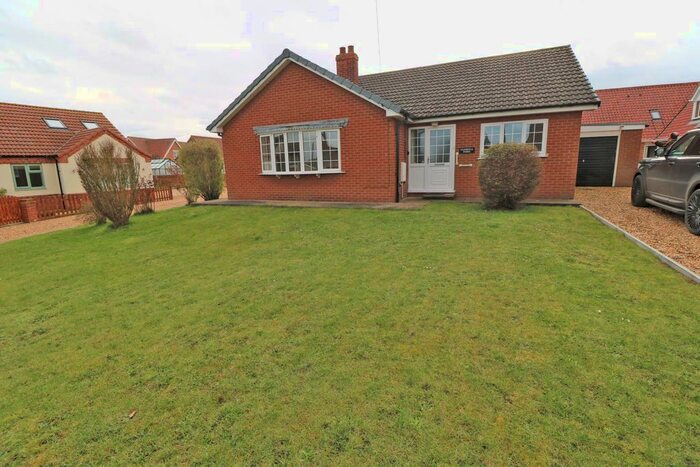 3 Bedroom Bungalow To Rent In High Street, Wroot, DN9