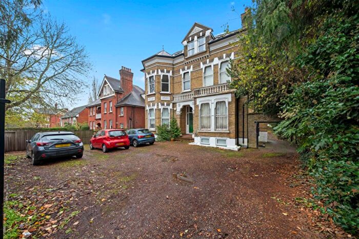 Flat For Sale In Harold Road, London, SE19
