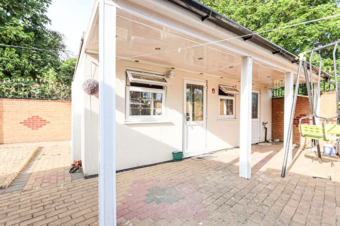 1 Bedroom Property To Rent In Northfield Road, Hounslow, TW5