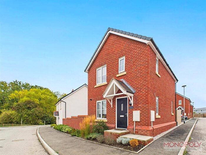 2 Bedroom Detached House For Sale In Manor Gardens, Rhostyllen, Wrexham, LL14