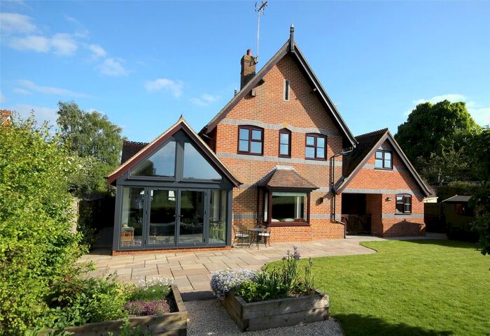 4 Bedroom Detached House For Sale In Oakmoor Cottages, Bradley, Alresford, Hampshire, SO24