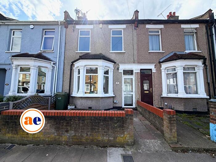 3 Bedroom House For Sale In Abbey. Grove, Abbey Wood ** Video & D Floorplan Available **, SE2
