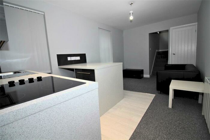 1 Bedroom Apartment To Rent In Aylestone Road, Leicester, LE2