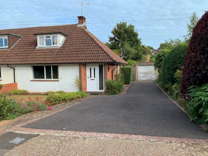 Houses for sale & to rent in BN44 3LJ, Horsham Road, Steyning Steyning