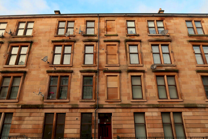 2 Bedroom Flat To Rent In Garturk Street, Govanhill, G42
