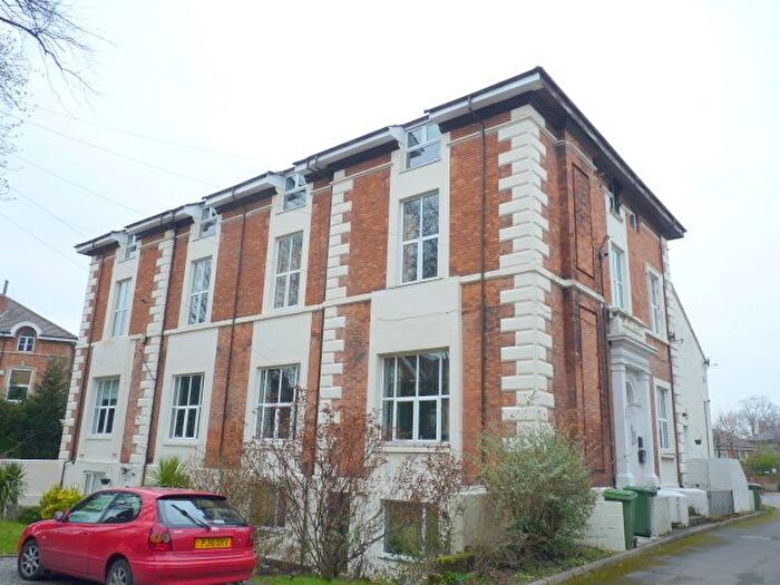 2 Bedroom Property To Rent In Caroline Gardens - Caroline Place, Prenton, CH43
