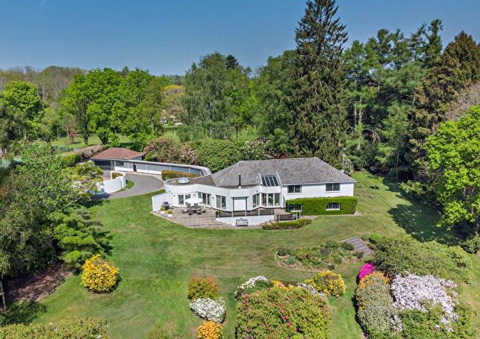 5 Bedroom Detached House For Sale In Square Drive, Haslemere, Surrey, GU27