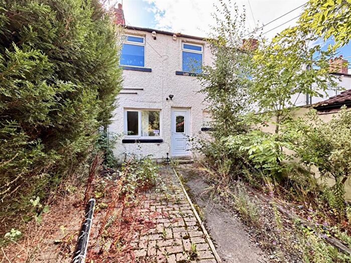 5 Bedroom Terraced House For Sale In Newcastle Terrace, Framwellgate Moor, Durham, DH1