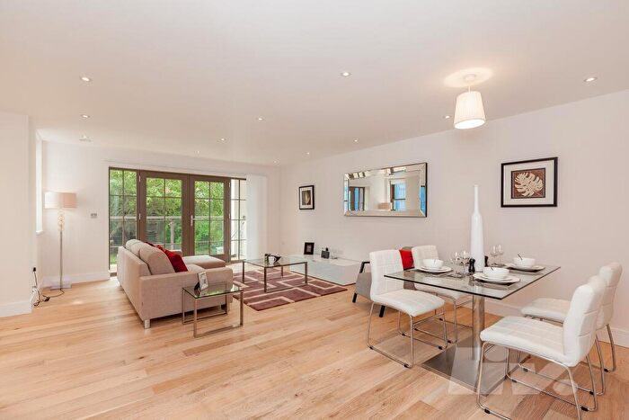 2 Bedroom Apartment For Sale In Alexandra Road, St John's Wood, NW8