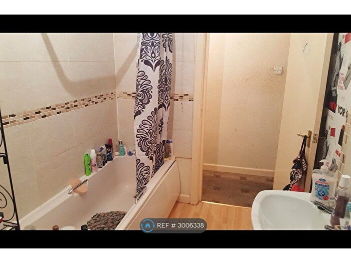 2 Bedroom Terraced House To Rent In Pine Street, Burnley, BB11