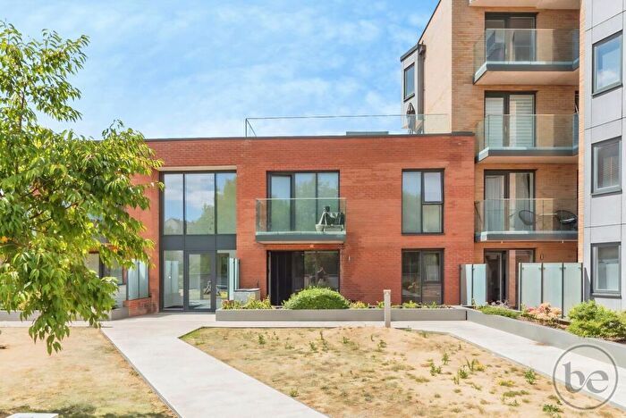 1 Bedroom Flat For Sale In Berkeley Avenue, Reading, RG1