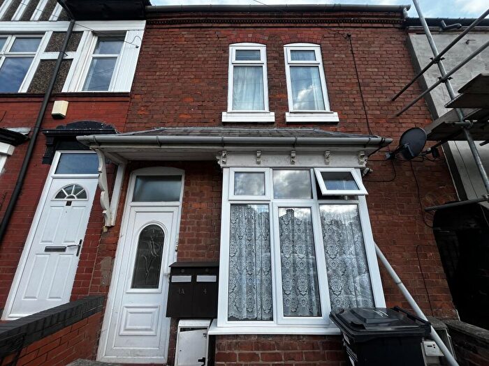 1 Bedroom Flat To Rent In Auckland Road, Smethwick, B67