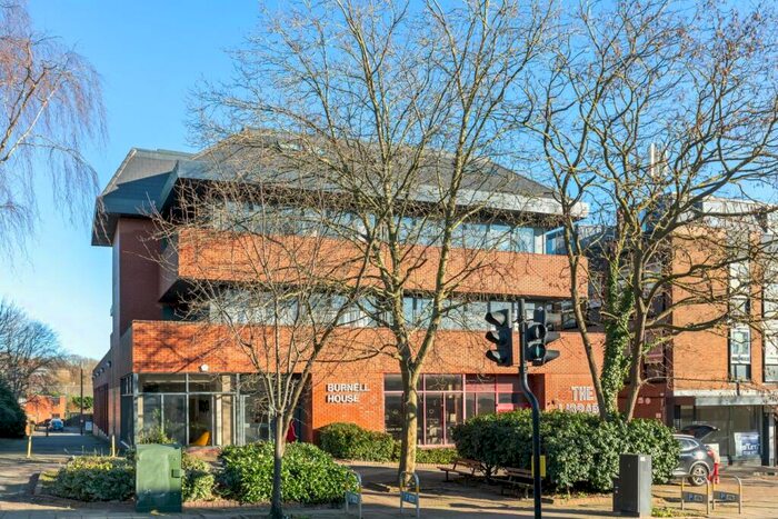 1 Bedroom Flat To Rent In Stanmore Hill, Stanmore, HA7