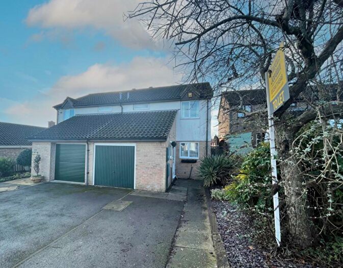 3 Bedroom Semi-Detached House To Rent In Foxhill, Olney, MK46