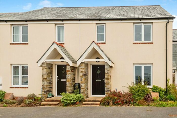 3 Bedroom Terraced House For Sale In Swelltor Drive, Tavistock, Devon, PL19