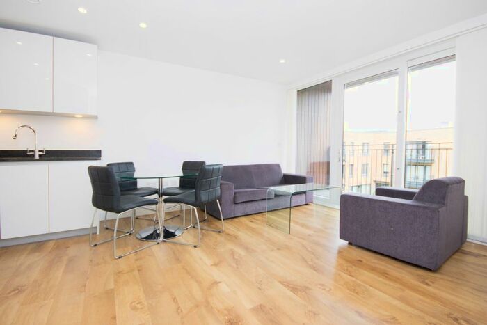 1 Bedroom Flat To Rent In Johnson Court, Meadowside, Kidbrooke Village, London, SE9